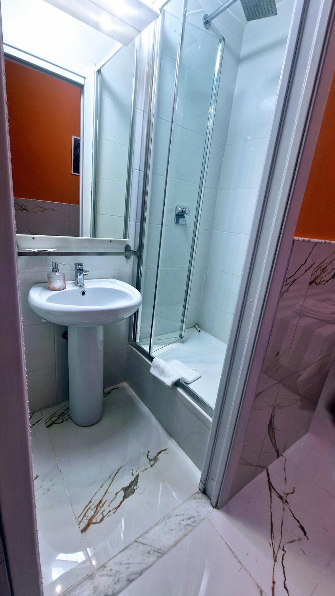 Oscar Rooms Rzym Zewnętrze zdjęcie